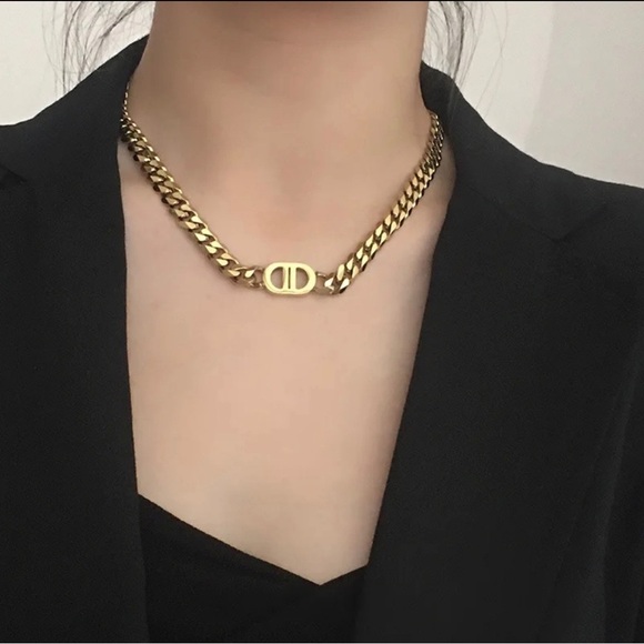 18K Gold Pig Nose Designer Necklace and Bracelet Set “Veronica Set” Curb Chain - Picture 3 of 9